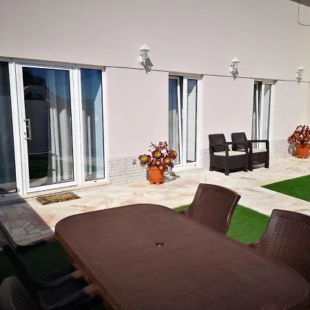 Feather House Дом отдыха Сан-Бартоломеу