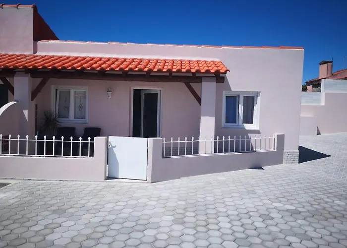 Feather House * São Bartolomeu